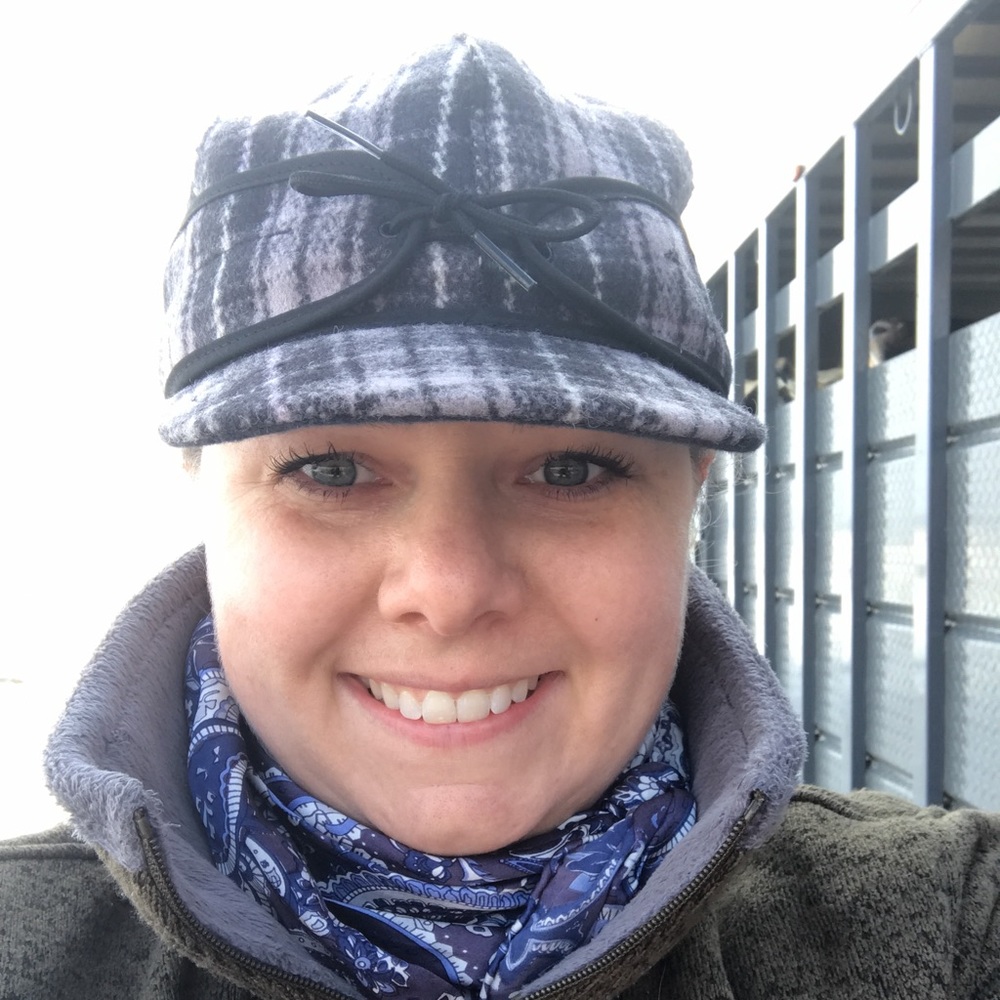 Meet your Posher, Laurie